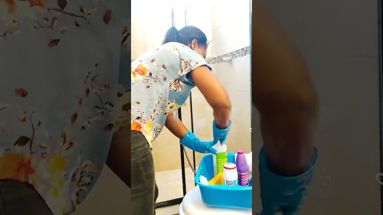 @baño muy sucio 🙁