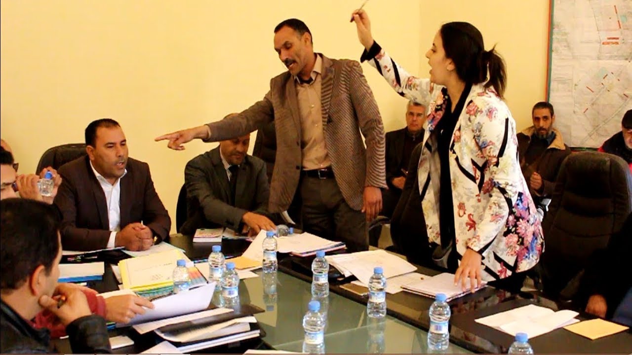 رئيس جمعة اسحيم يمنع الصحافة من حضور الدورة والمعارضة.. وهذه قصة السيارة و 3 ملايين لضمانه الاغلبية