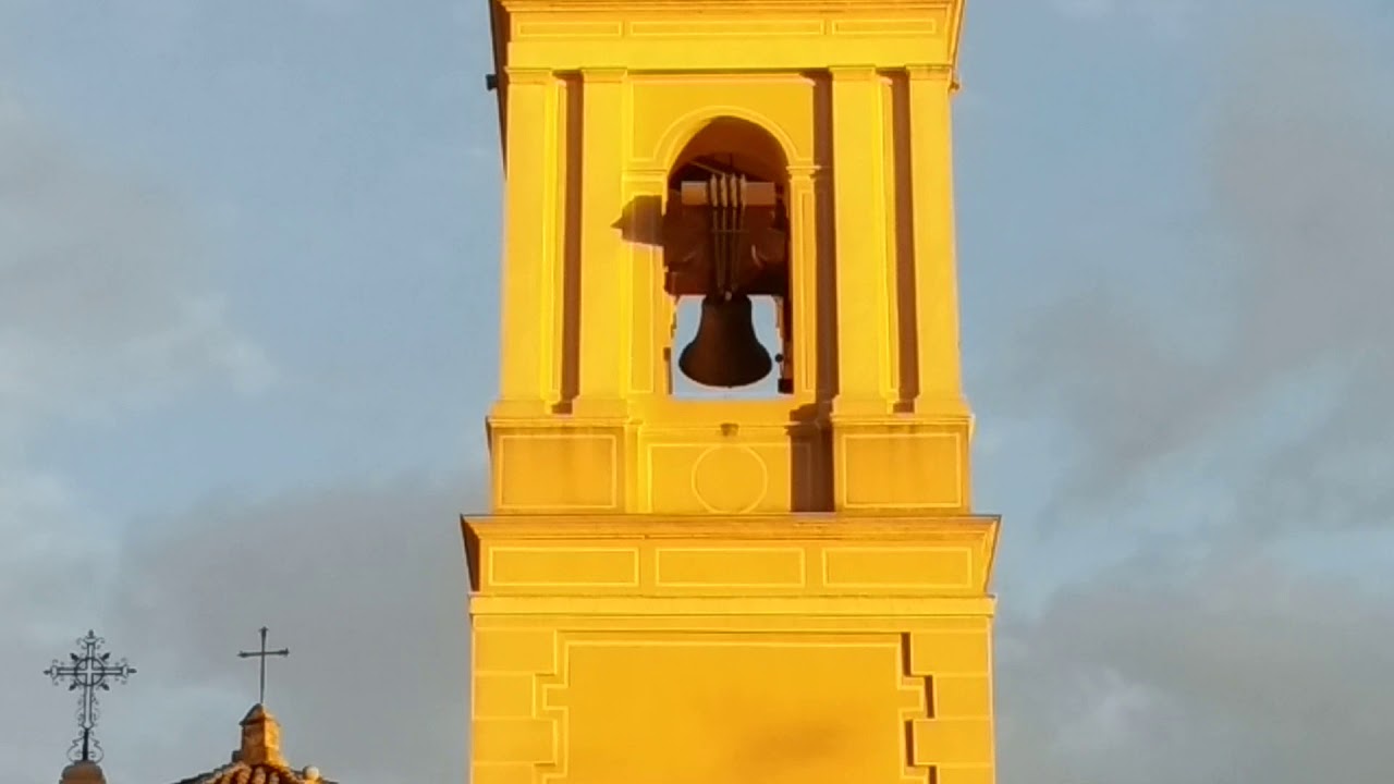 Volteo general de campanas en Paiporta