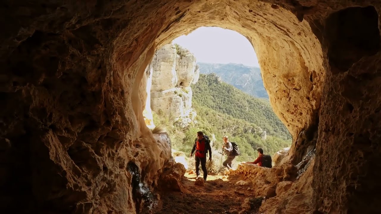 Puerta del Infierno - Cueva del Aire - Salto de Robert - Fredes