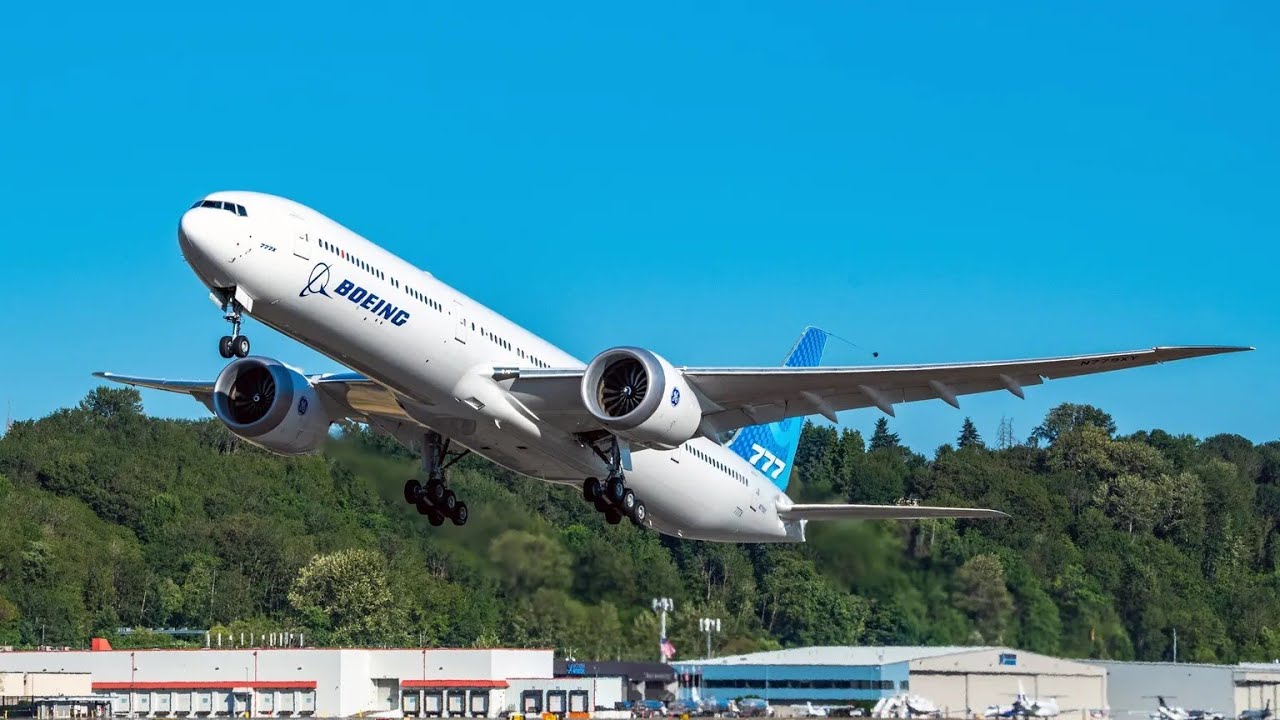 WH003 Lifts Off from Boeing Field | Boeing 777X Flight Testing