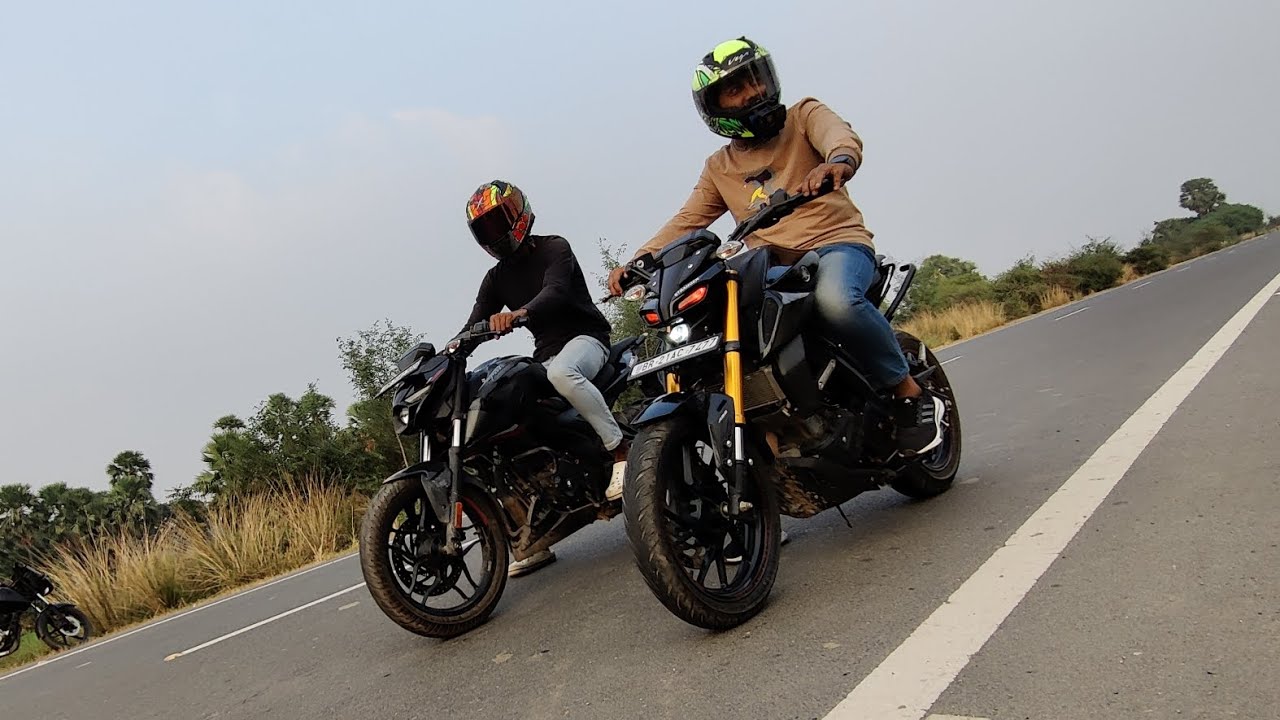 Pulsar N160 Vs MT 15 v2  Drag Race