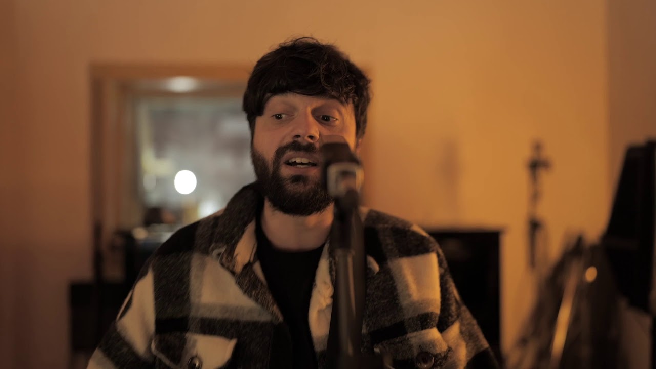 Tienila stretta questa felicità - Live session at Studionero // Roma