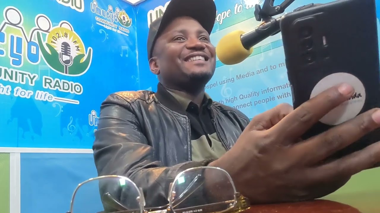UBUHAMYA BWA THEO BOSEBABIREBA AVUZE UBURYO YATERESE BAKAMWANGA MBEGA IMANA NGO IRAMUGIRIRA NEZA!
