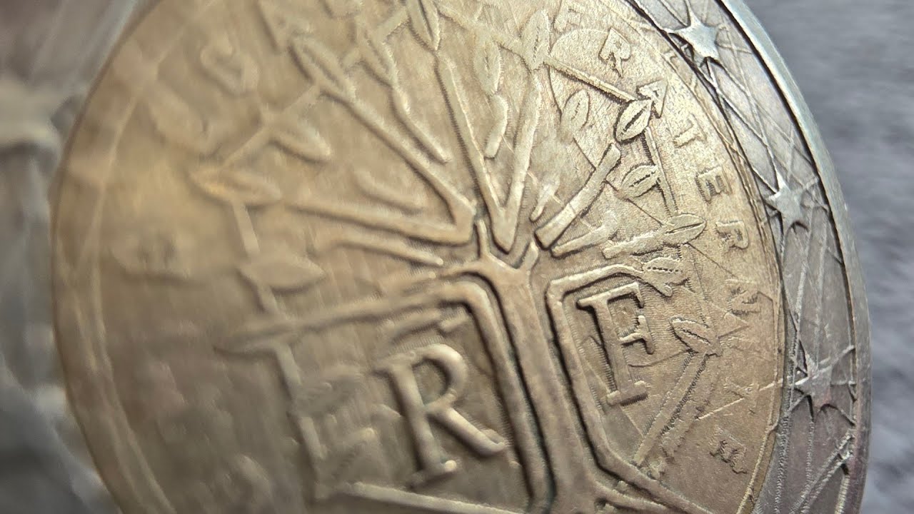 Ultra Rare! 💥 Mysterious 😱 2 euro counterfeit coins.