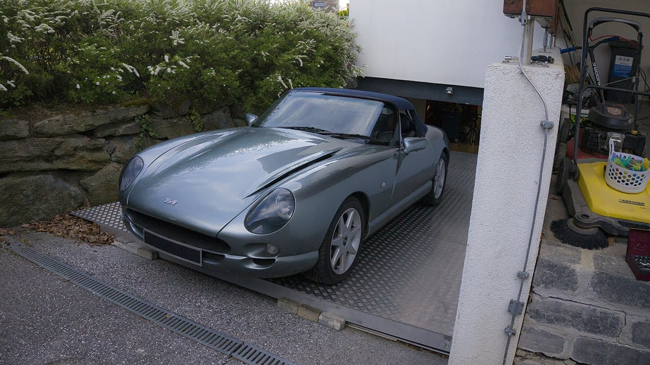 Best of TVR Chimaera 450 V8 sound