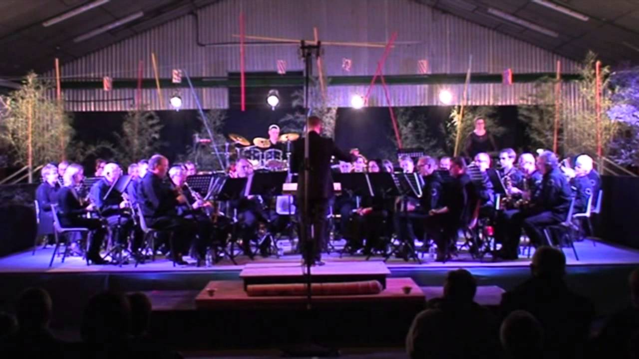 FANFARES FESTIVES SUR LES FANTASMES FANTOMATIQUES DE M. MAURICE - Boléro - Bart PICQUEUR