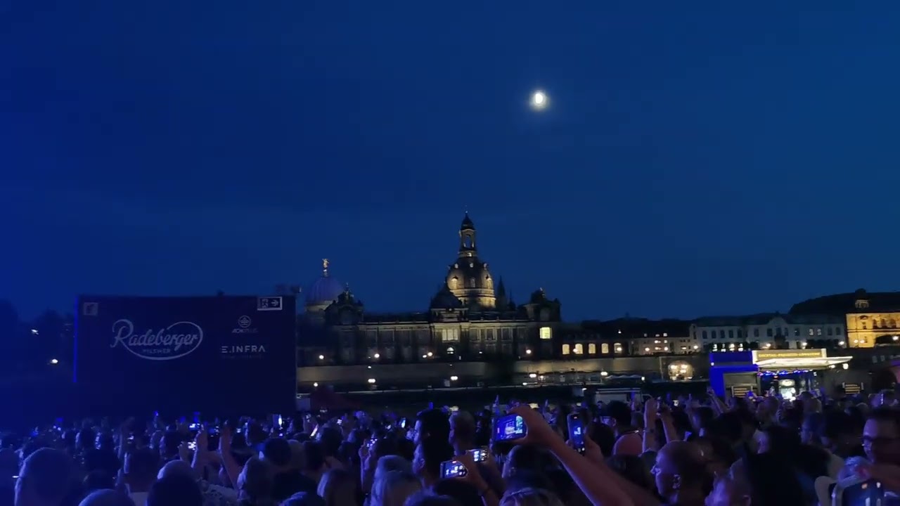 Johannes Oerding Elbufer Dresden Alles brennt & An guten Tagen