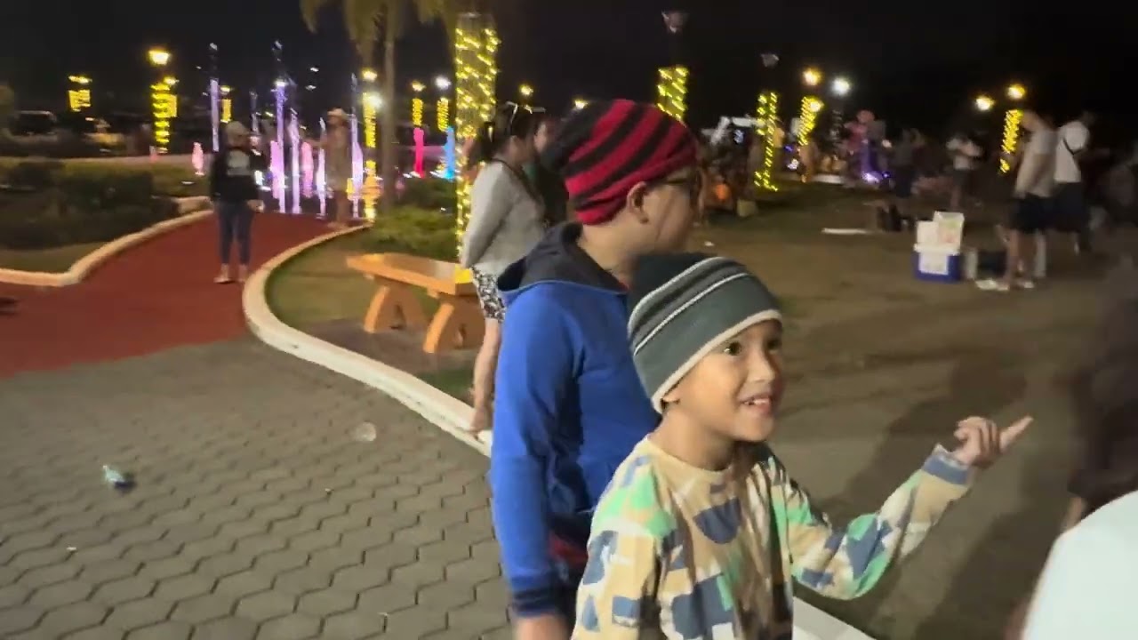 Ganito kaganda ang San Jose Del Monte, Bulacan tuwing Pasko. 