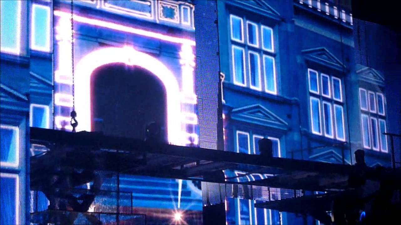 1D TMH Tour FRONT ROW - Up All Night Intro (24/02/13)