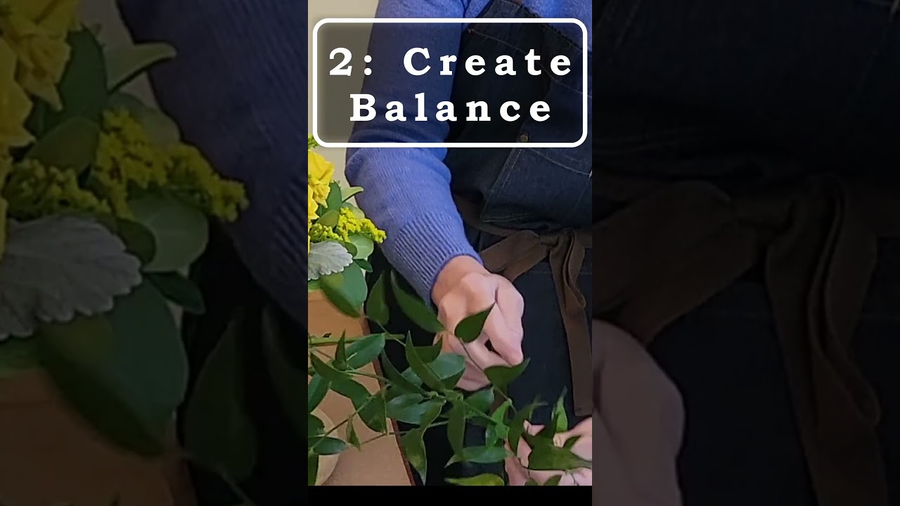 Floral Design Tips: 3 Ways to Use Greens  #floraldesign