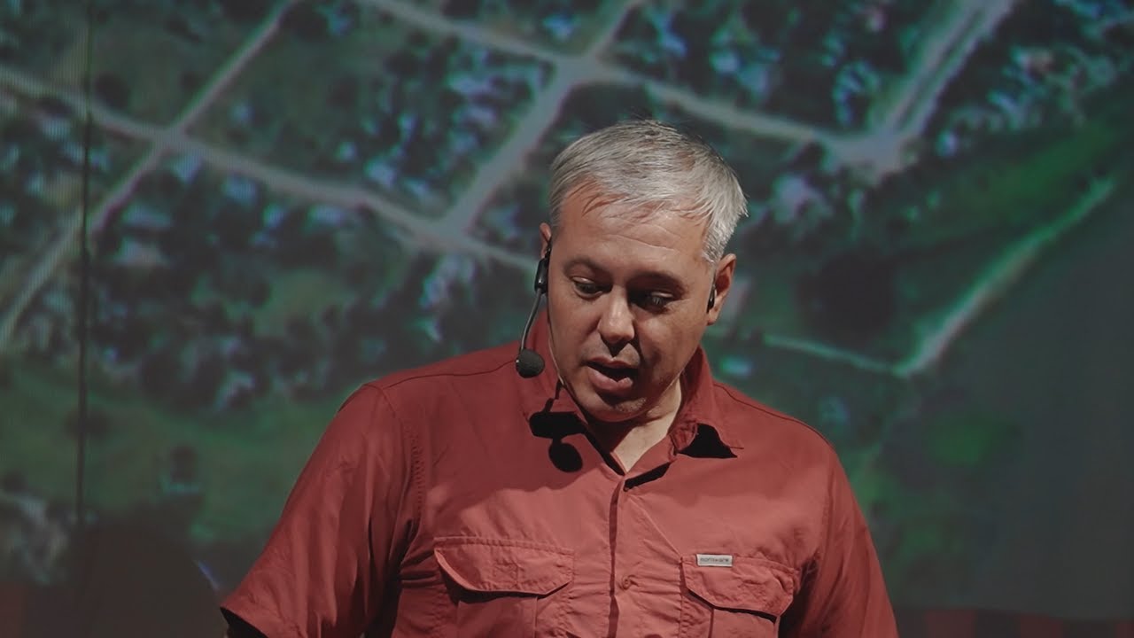 Transformar nos transforma | Luciano Rey | TEDxGálvez