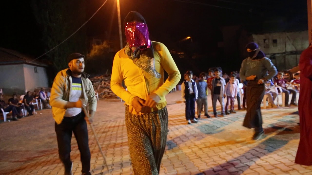 Kullar Köyü Gençlerden Düğün Eğlencesi