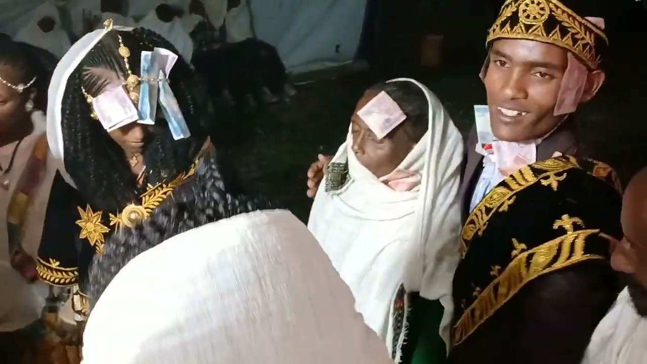 Fikadu t.slasse/ ፍቃዱ ተክለስላሰ ናይ መርዓ ስነ ስርዓት  ምውቅ ድምቅ ዝበለ ጨወታ።
