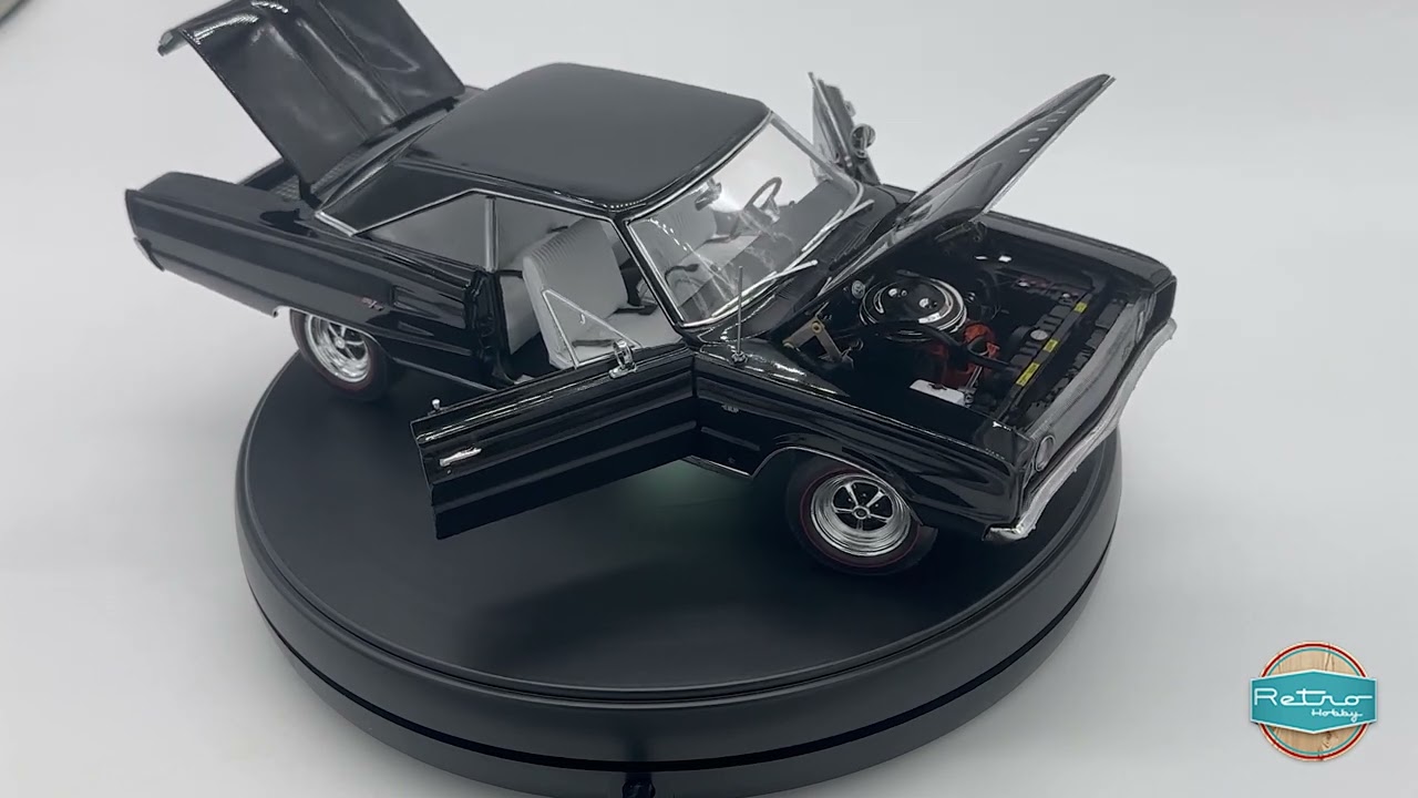 Acme Retro Hobby Exclusive 1:18 Scale 1967 Dodge Coronet R/T Diecast Replica