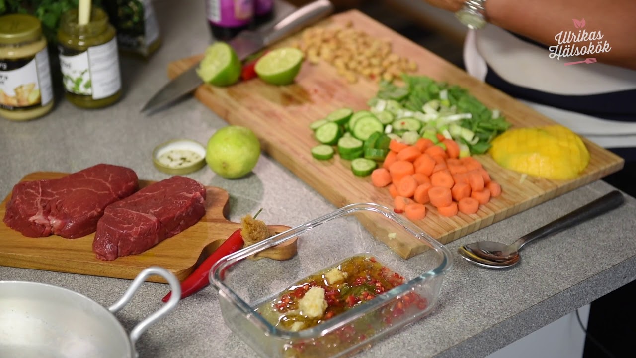 Biffsallad med sjögräsnudlar