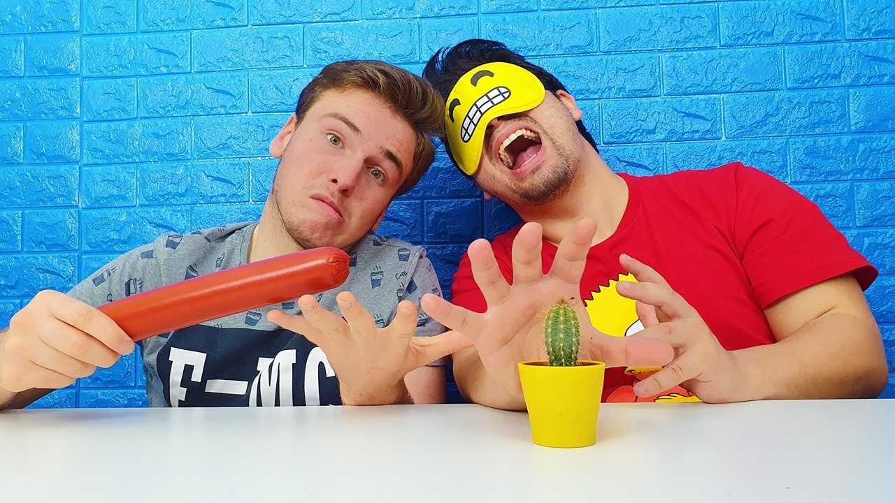 GÖZLER KAPALI! 😱 Dokunduğunu YEDİ! En Acılı Challenge!