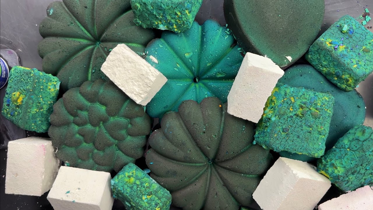 Very Dusty Aqua Green Crush!
