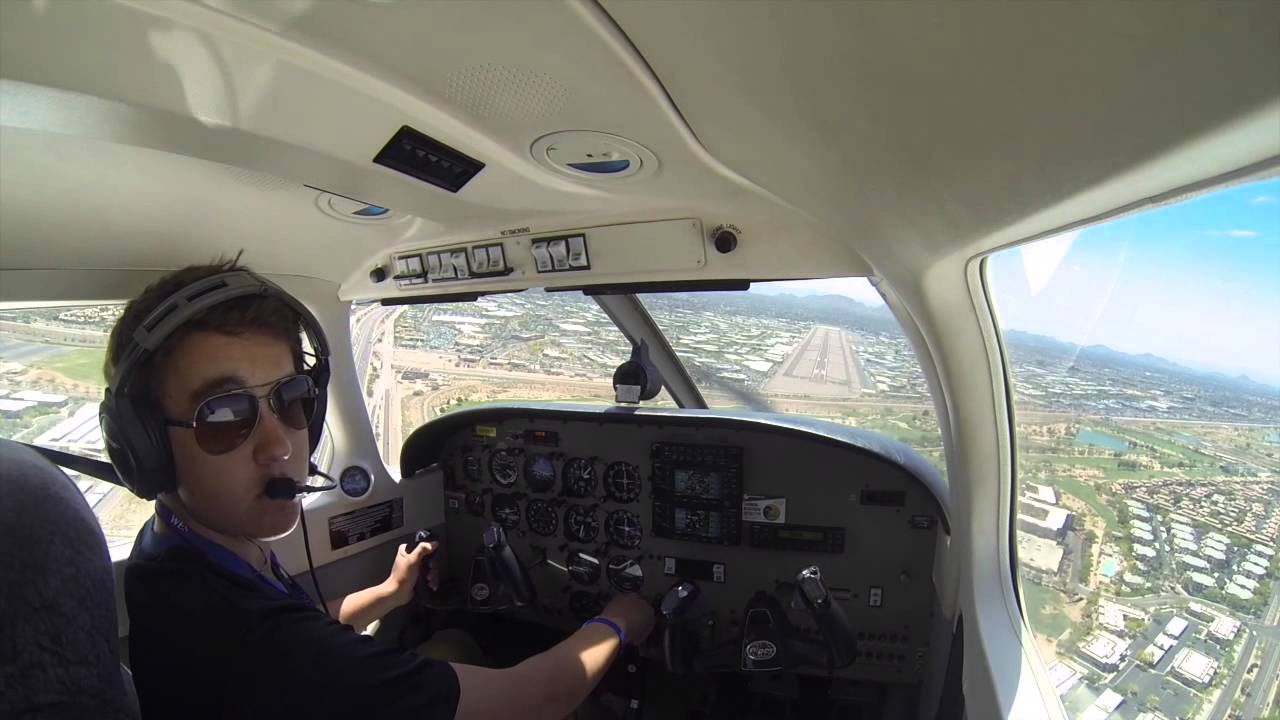 Landing in Scottsdale (KSDL)