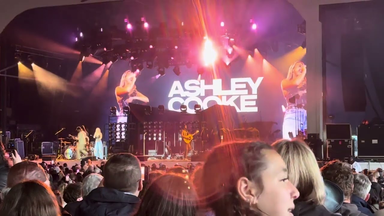 Ashley Cooke - Your Place (Gilford NH 2025)