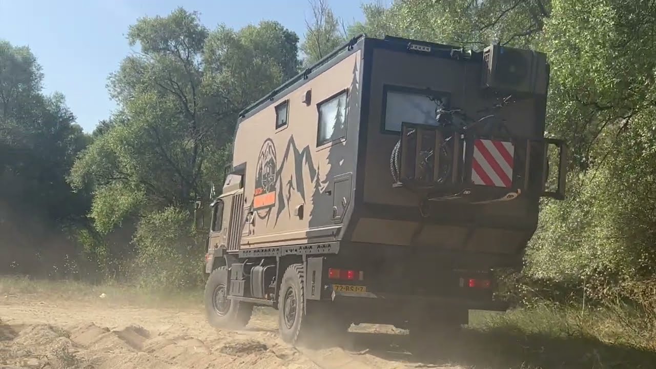Wild camping with MAN HX60 on the beaches of Greece and Albania
