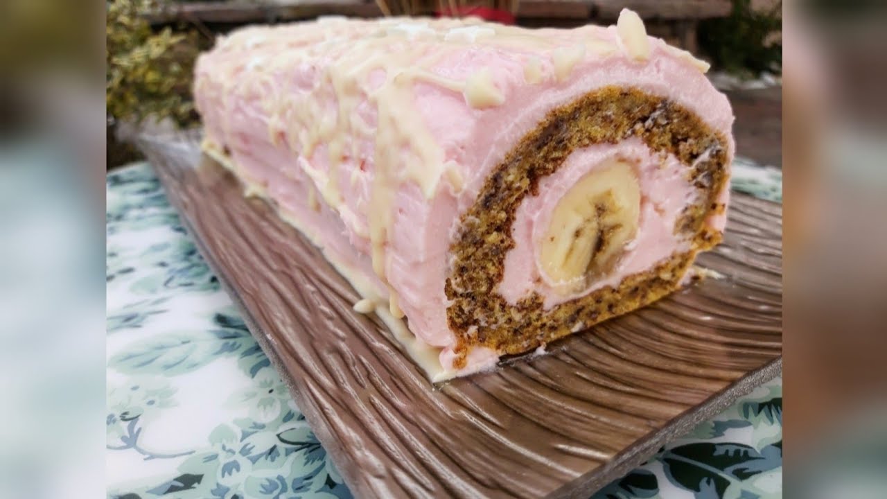 Rolat sa bananama i pudingom od jagode, savršena i osvezavajuća kombinacija a tako jednostavna🤗