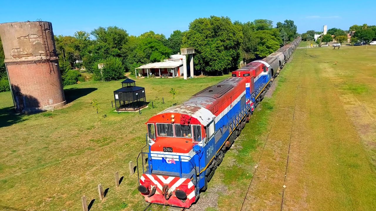 [4K] Variado y colorido tren cargado de NCA con destino a Rosario pasando por Marcos Juárez!!!!!!