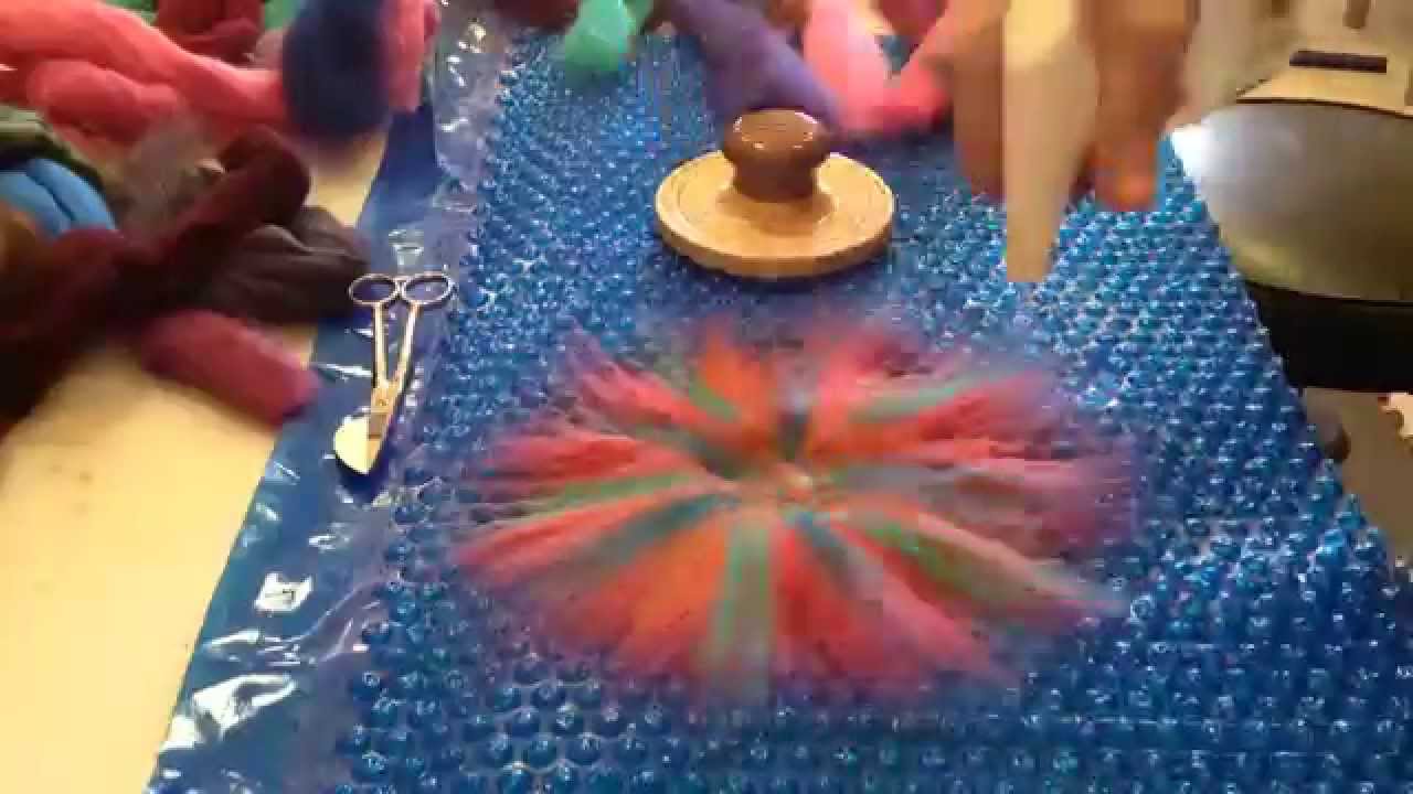 Felt flower tutorial
