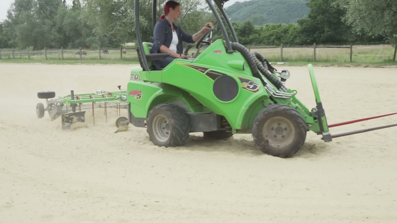 Avant im Einsatz – Avant e5 auf der Reitanlage