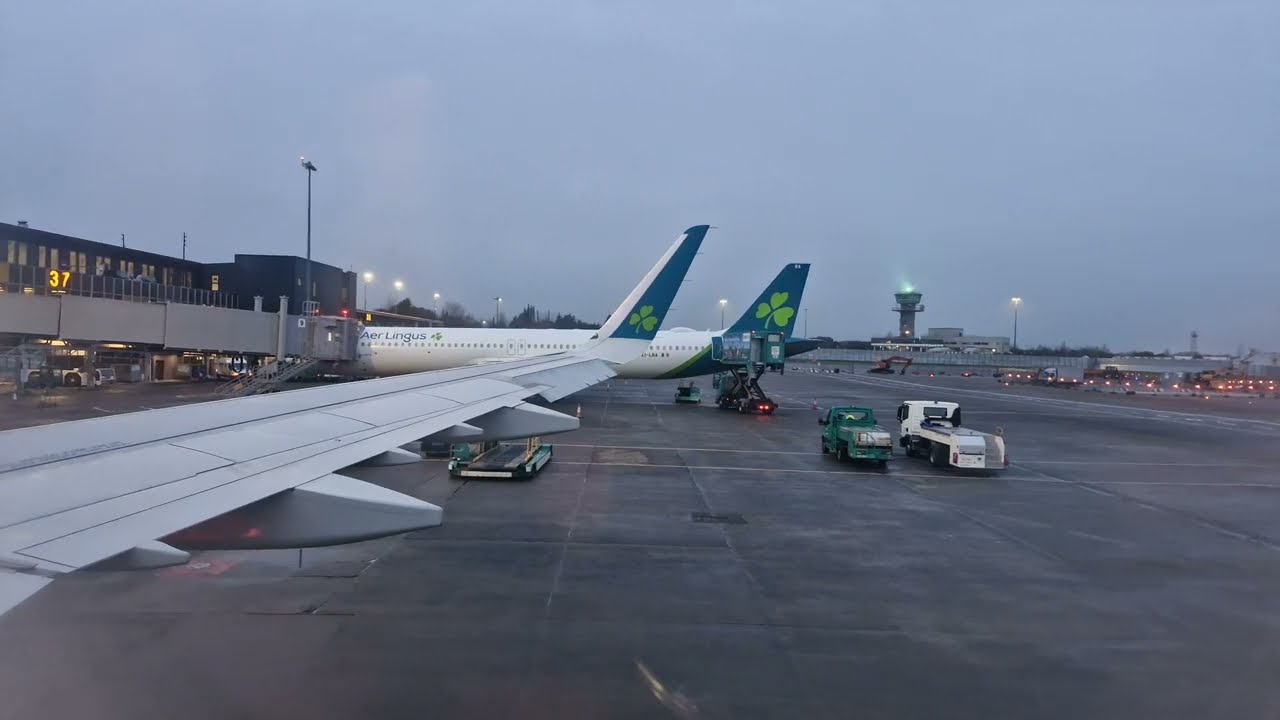 Aer Lingus Airbus A320neo take off at Shannon Airport (SNN) London Heathrow (LHR)
