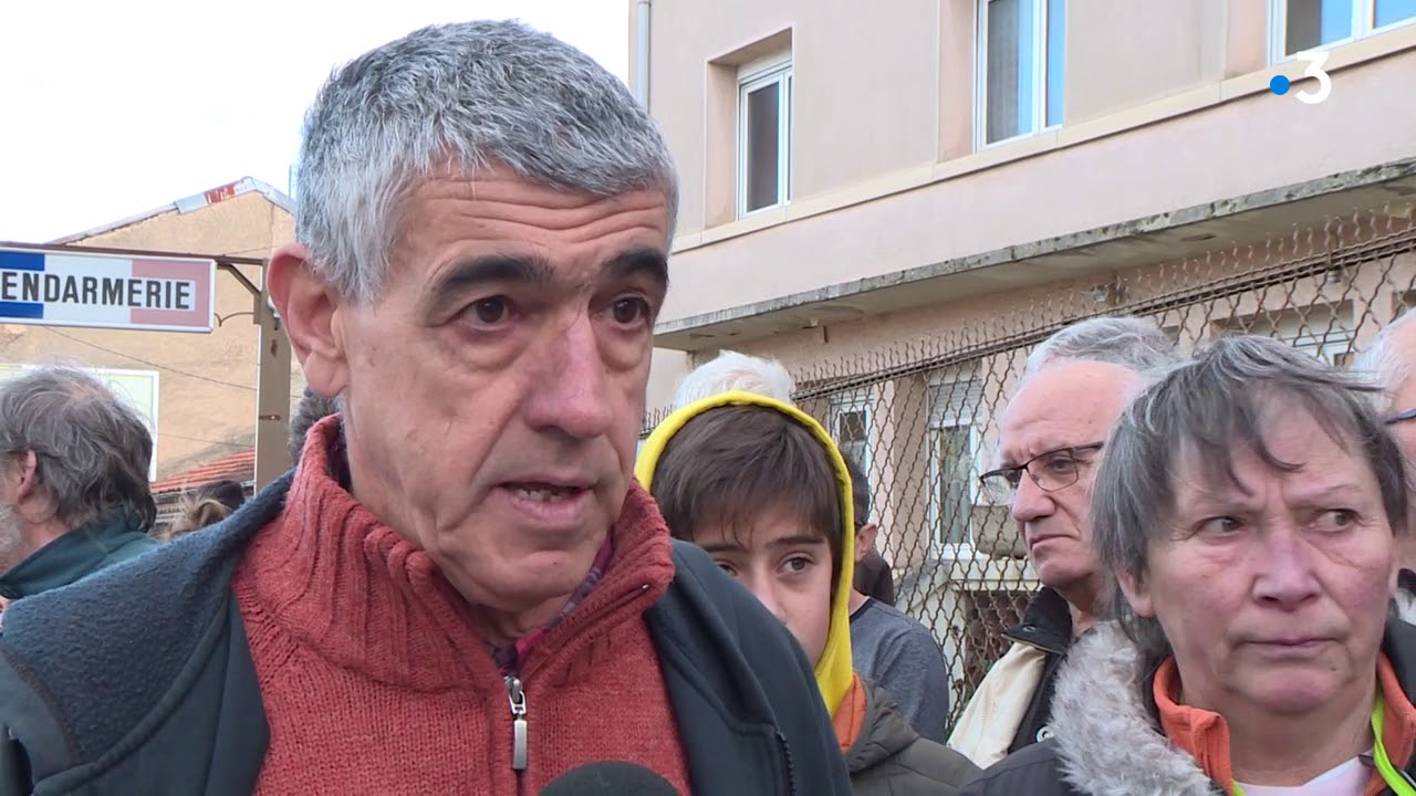 Mobilisation à Lavelanet (Ariège) contre l'expulsion d'un jeune migrant guinéen