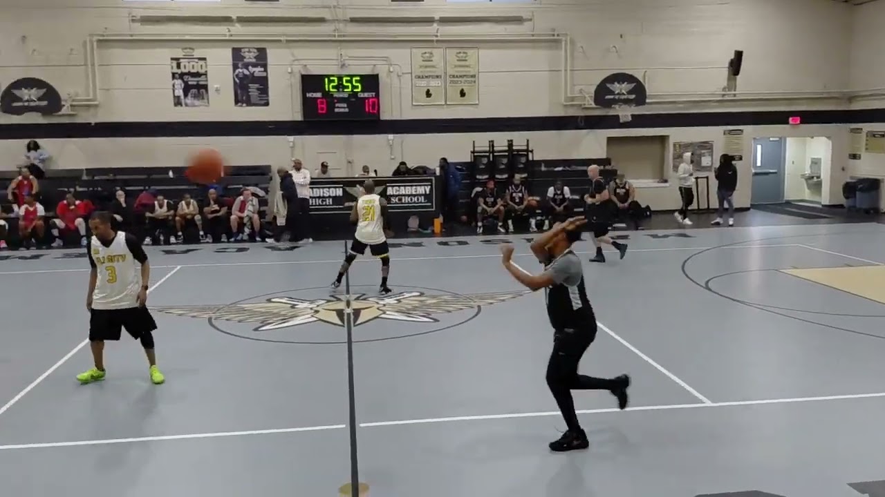 Flint, Michigan 40 & Up Men's Pro-Am Basketball League. 
