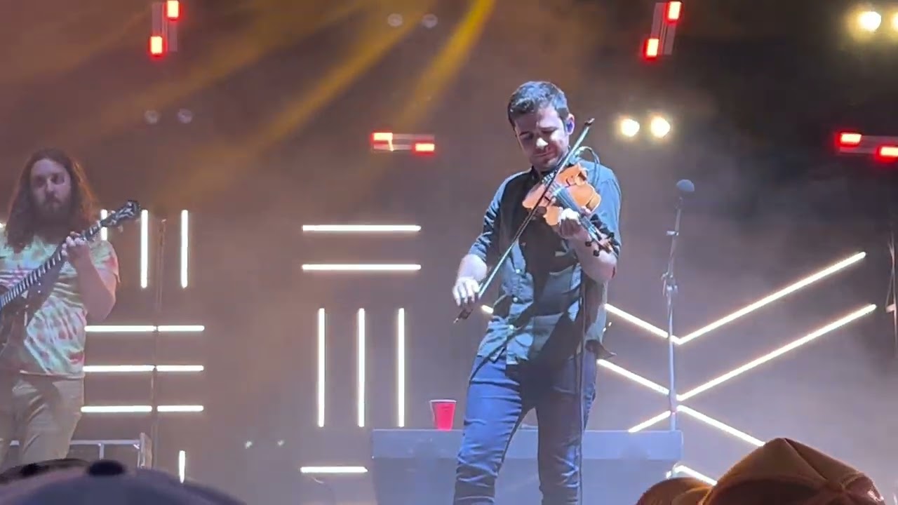 Billy Strings “The Reverend” (Greensky Bluegrass) 7/29/22 Indianapolis White River