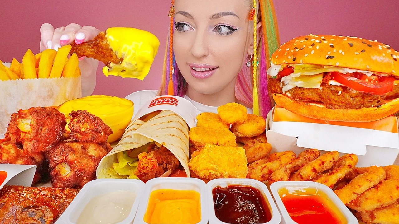 ASMR EATING BURGER KING, FRIED CHICKEN, BURGER, NUGGETS, FRIES, CHEESE, FAST FOOD MUKBANG 버거킹 햄버거 먹방