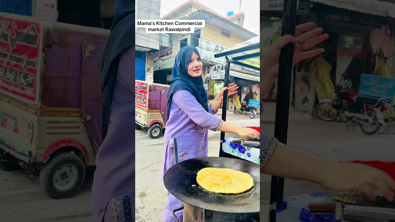 A hardworking Girl makes Aloo paratha in Rawalpindi #streetfood #foodnerd #bhelpuri #pikturenama