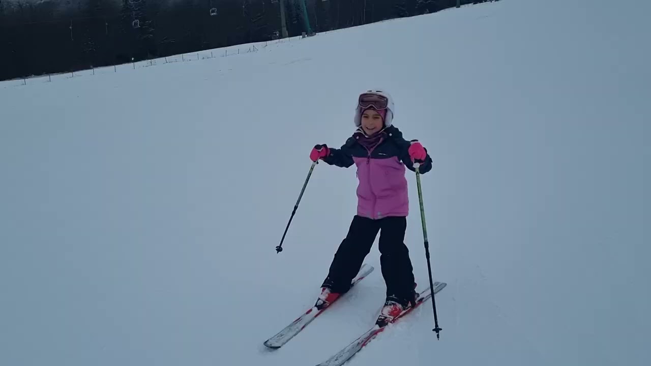 2025.02 Sofí na lyžích
