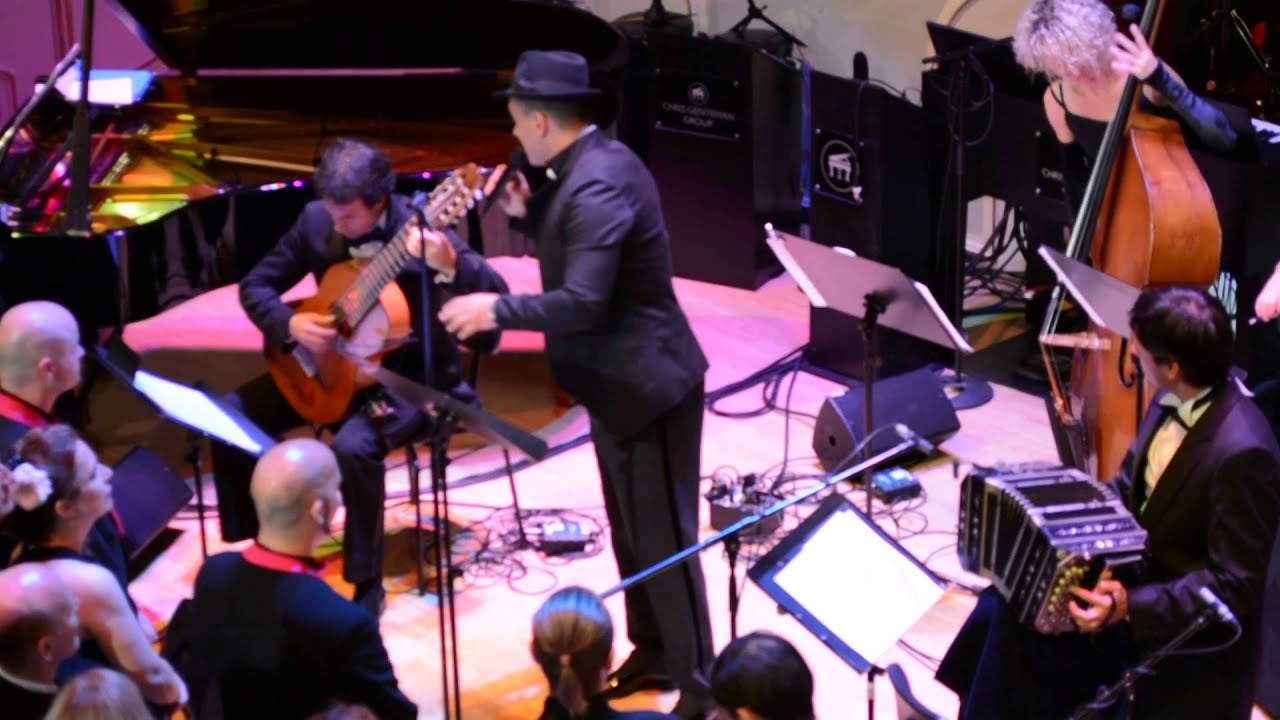 Stargast Erwin Schrott - Opernball Nürnberg 2014
