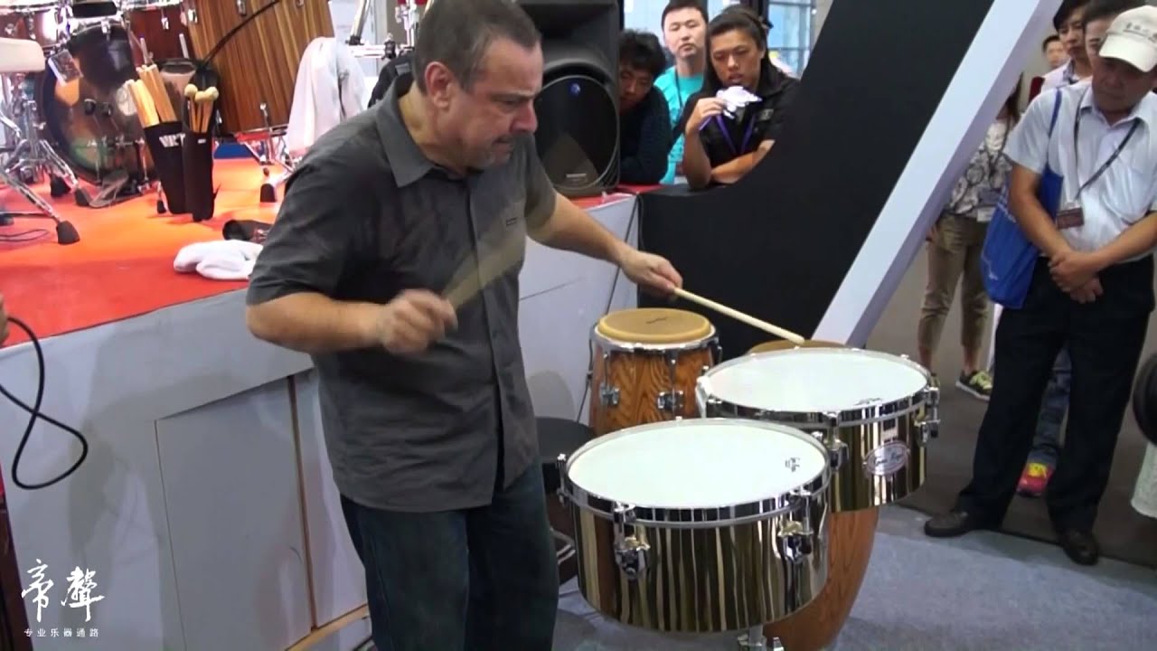 Ed Uribe @2013 MusicChina