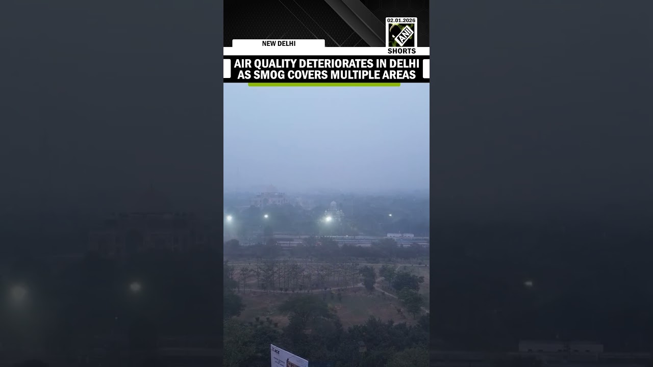 Delhi Pollution: Air Quality deteriorates in Delhi as smog covers multiple areas