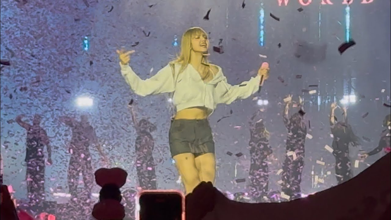 BLACKPINK - Kick It (Outro) | DEADLINE Paris 250802 Fancam 4K60