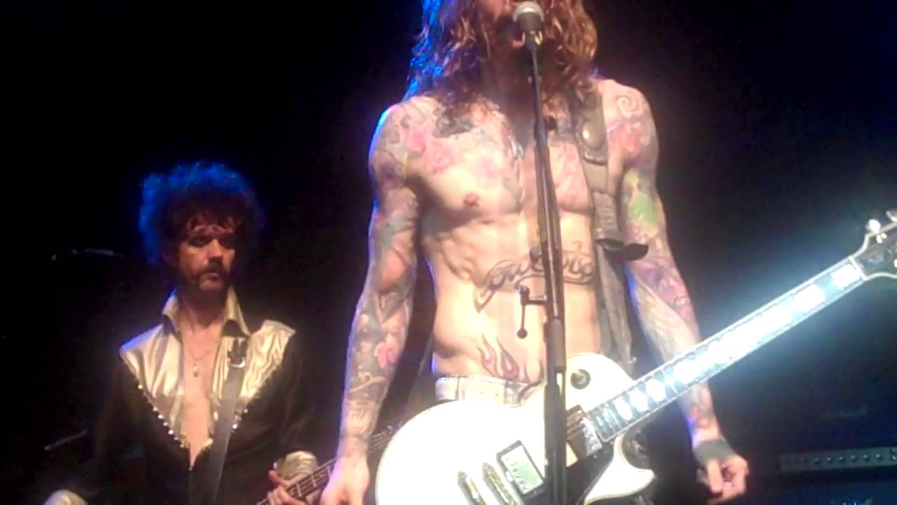 The Darkness performing 
