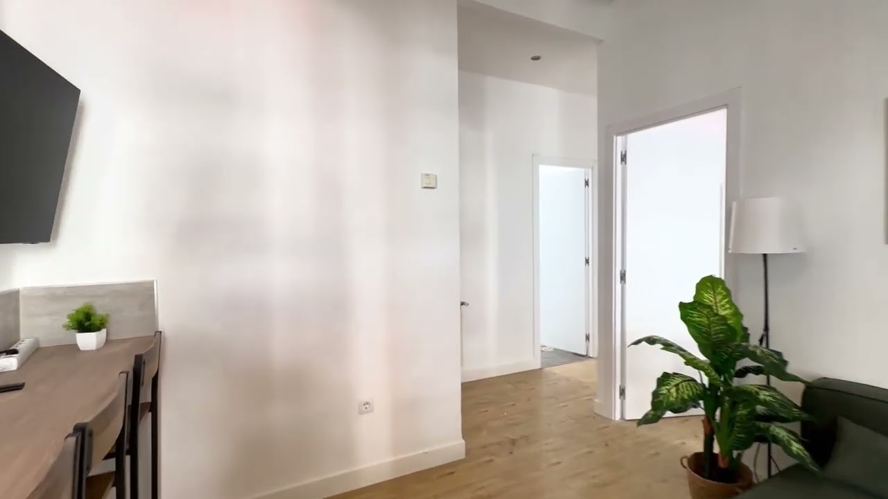 Room in a shared 6-bedroom apartment for rent in Castillejos, all bills... - Spotahome (ref 1490944)