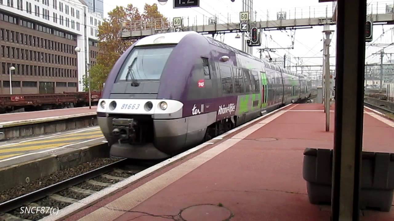 SNCF TER Class B81500 arriver &agrave; la Gare de Lyon Part Dieu