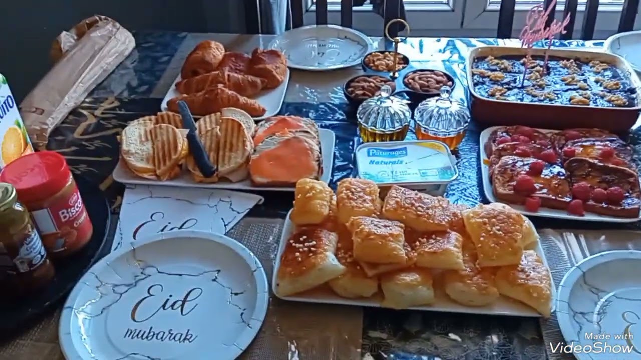 شركت معكم عيدنا في فرنسا عيد مبارك سعيد 👍🌹