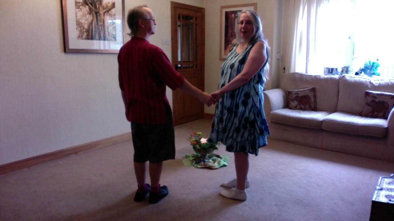 Koulsko - Circle Dance with Cindy & Adrian