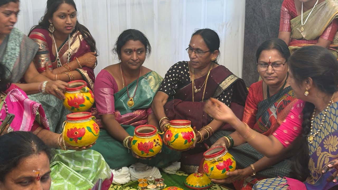 sravana sandhya is live
