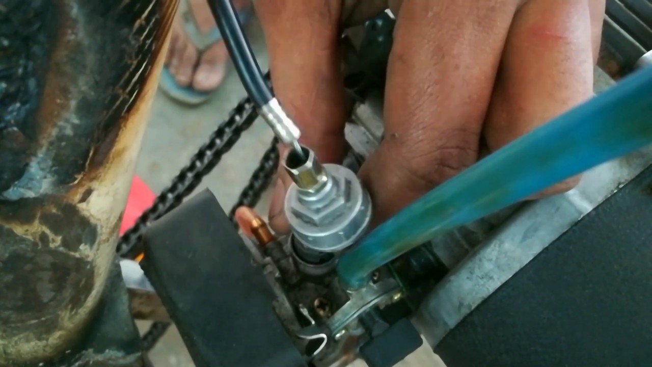 43cc,47cc,49cc 2 stroke pit/pocket bike throttle cable installation