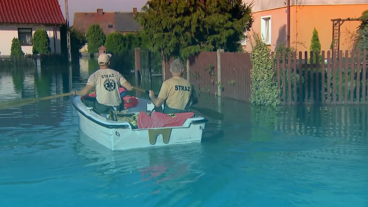 Woda podchodzi pod domy. Fala powodziowa przechodzi przez lubuskie