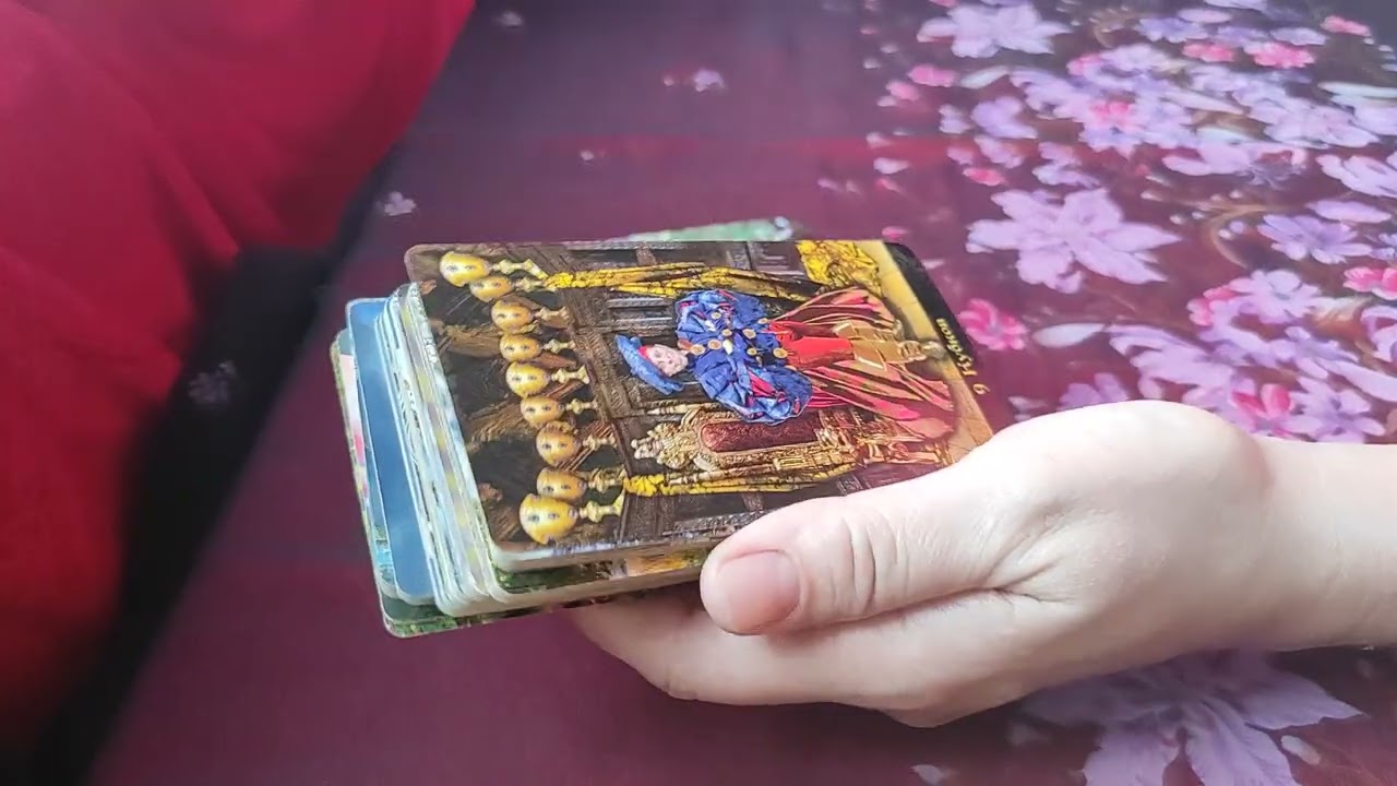 ЕГО ЧУВСТВА КО МНЕ. Таро расклад