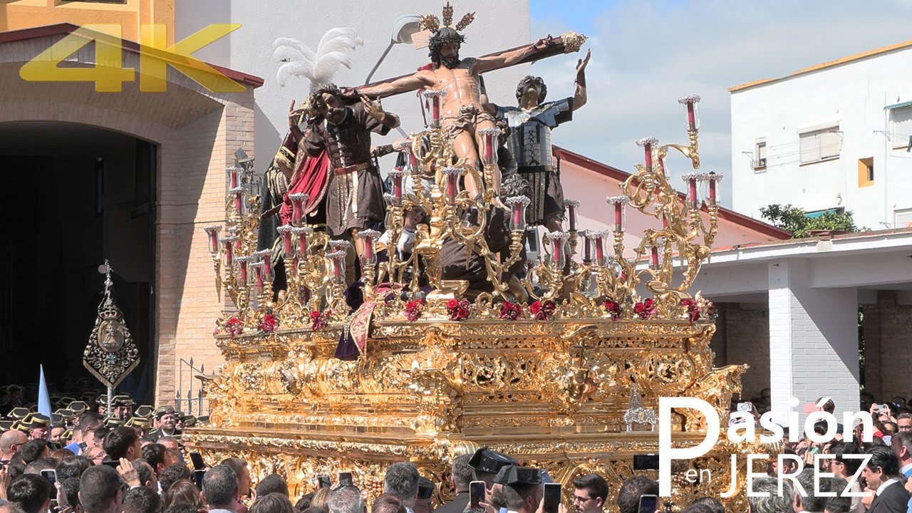 Salida del Santísimo Cristo de la Exaltación - Jerez 2025